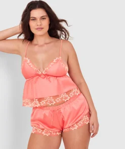 Arla Short - Dark Coral
