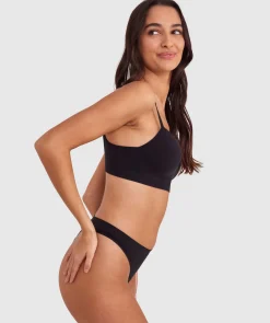 Base Layers Plunge Wirefree Bra - Black
