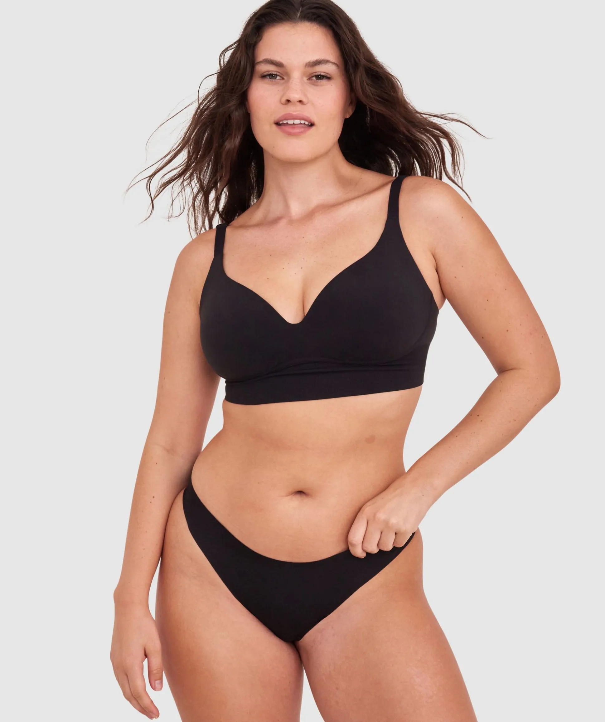 Base Layers Wirefree Full Coverage - Black
