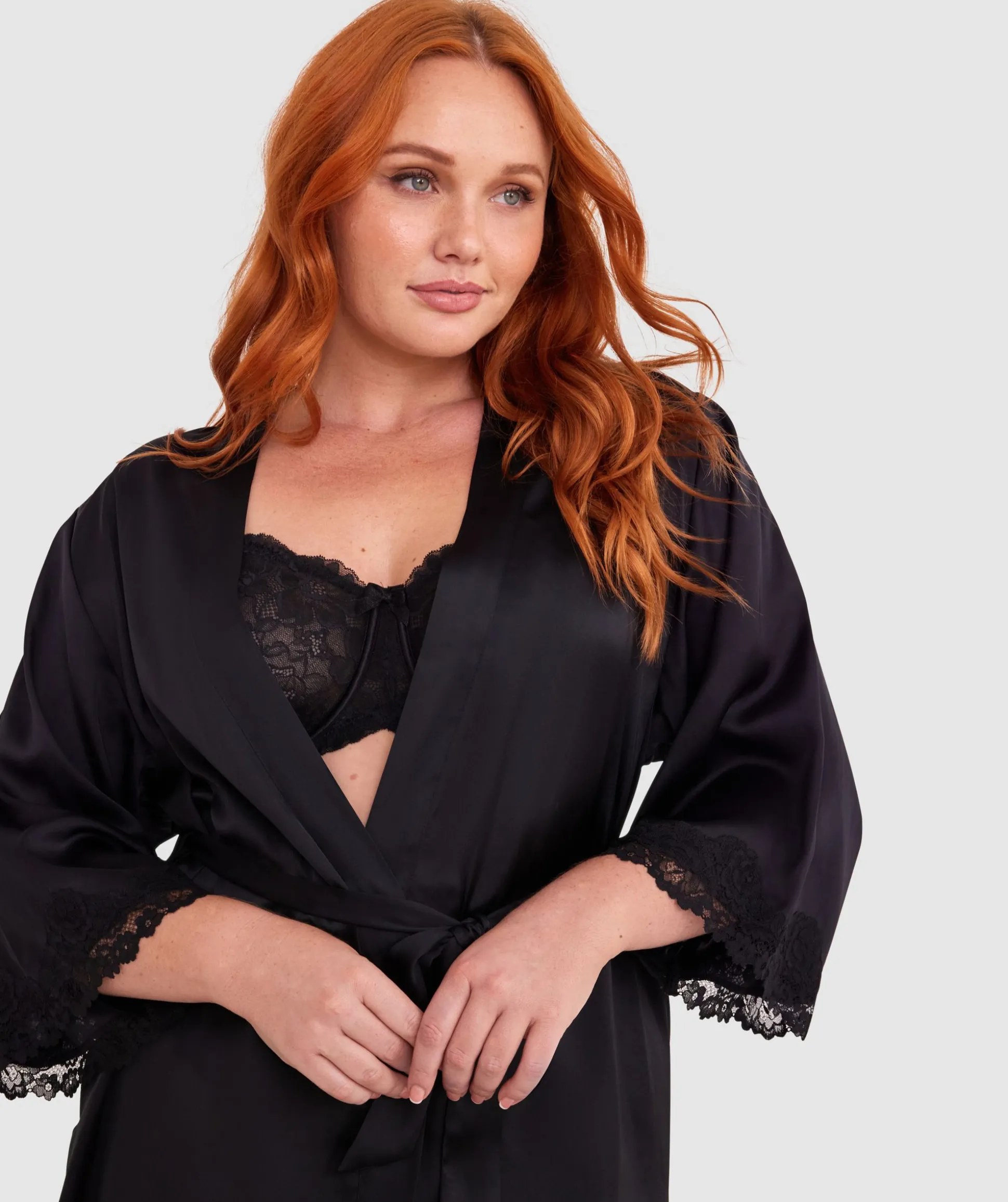 Bethany Short Wrap - Black
