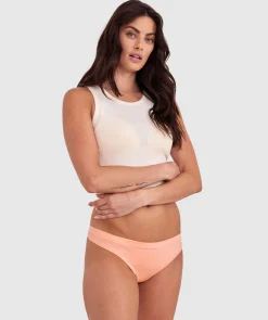 Body Bliss G-String - Light Coral