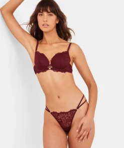 Daisy String - Berry