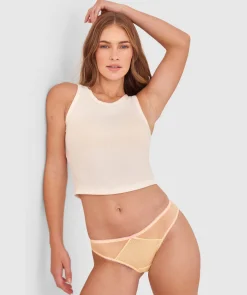 Essie Brazilian Knicker - Light Yellow