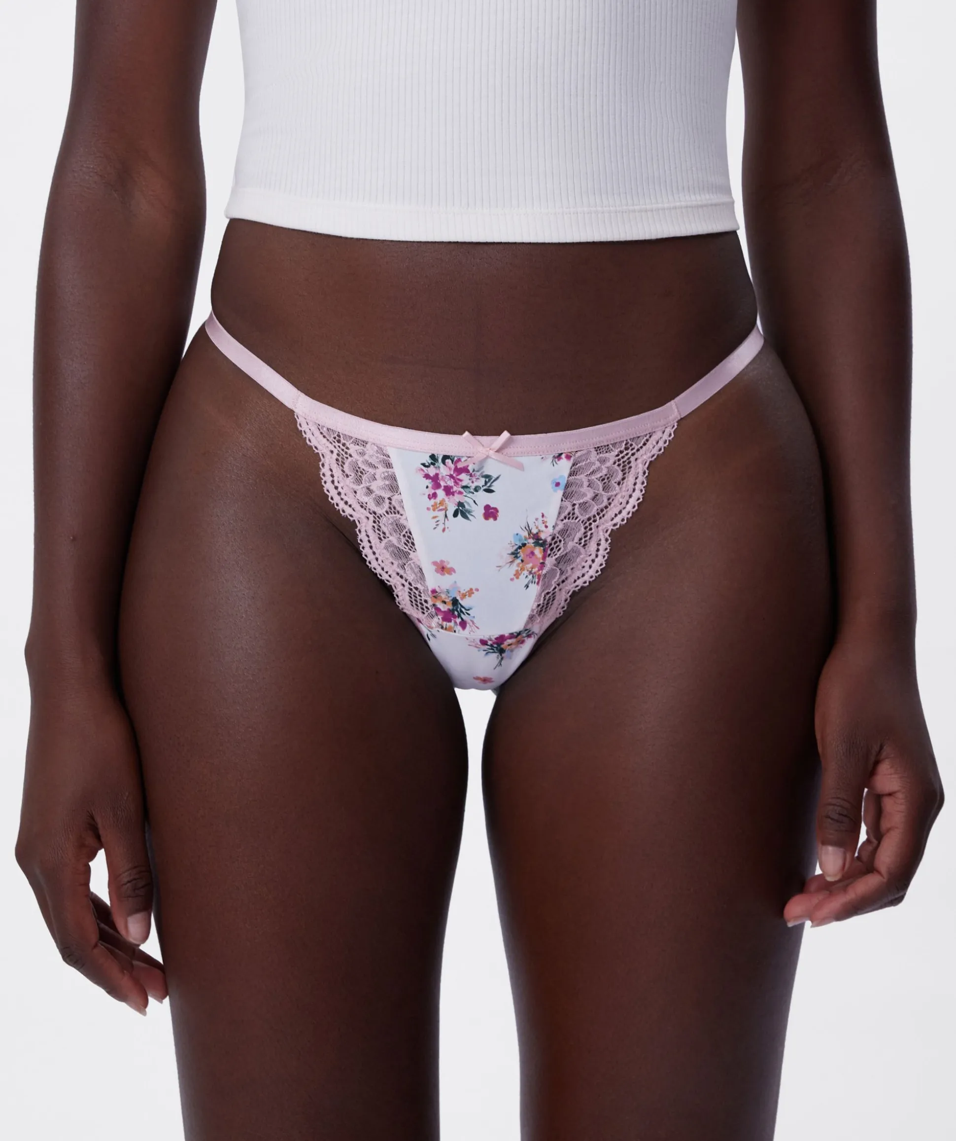 Faith String - Print Floral