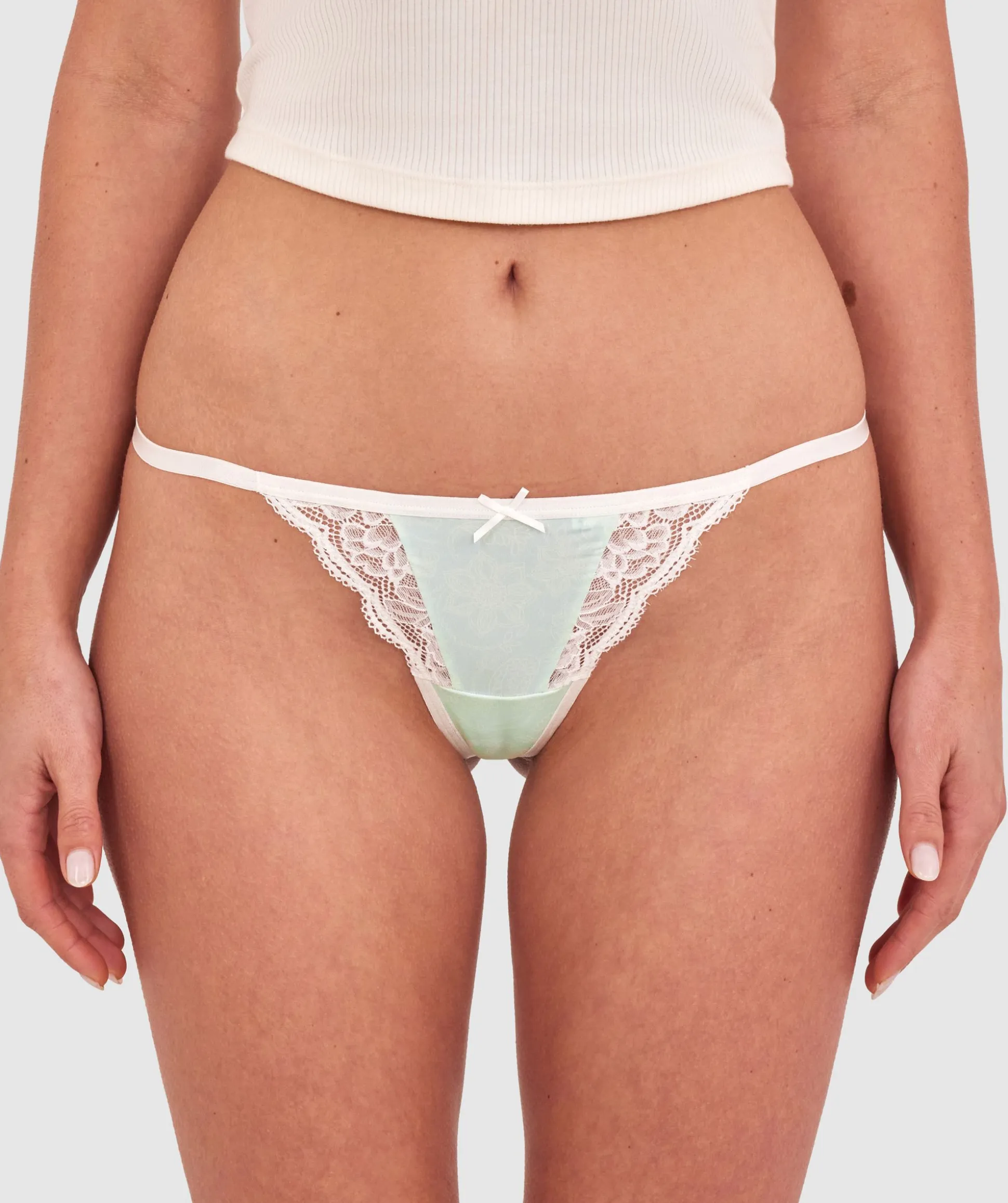 Faith String-Print Paisley