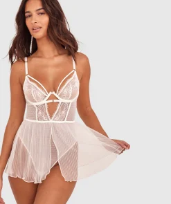 Night Games Deja Vu Unlined Babydoll Bra - Ivory