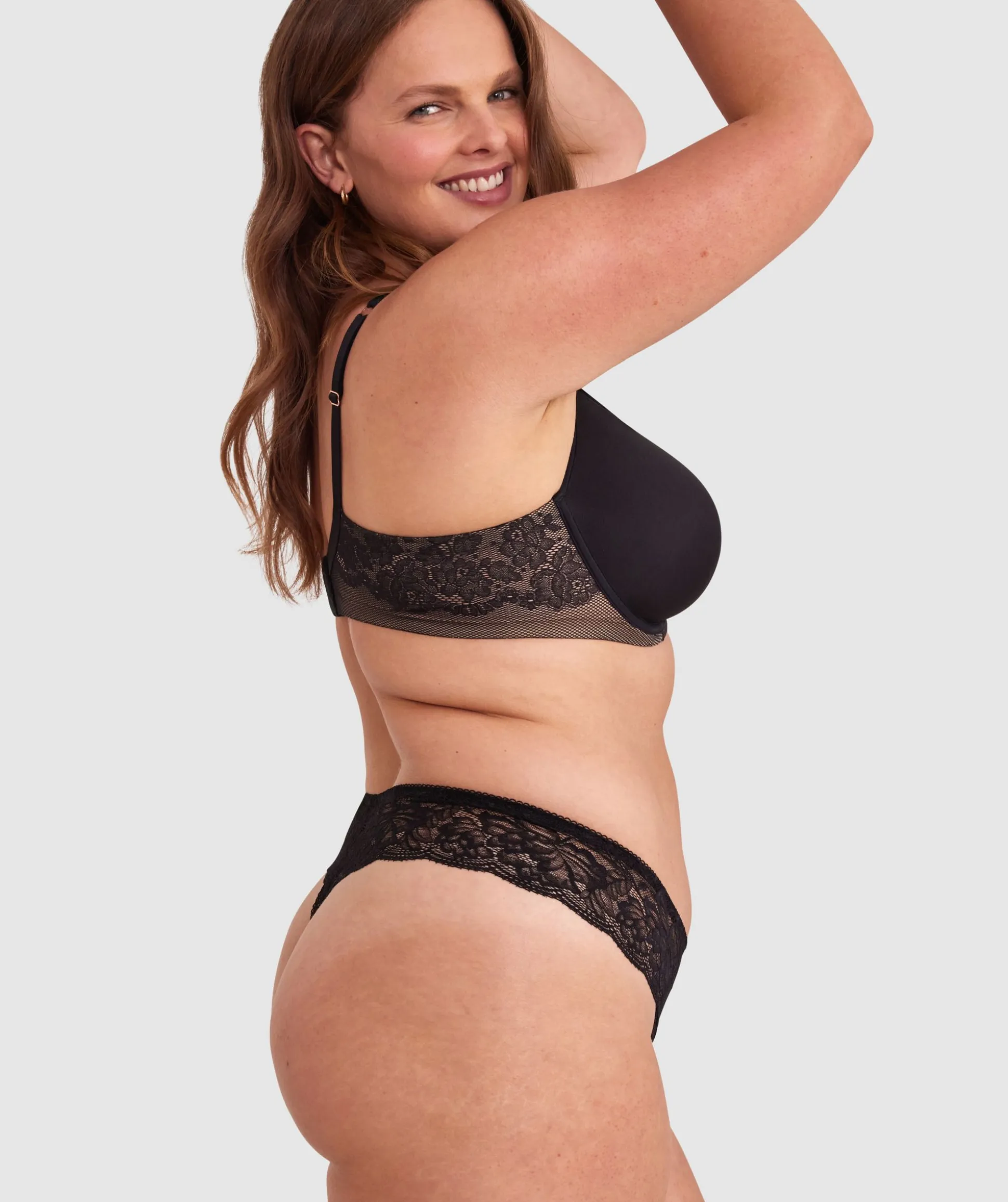 Pure Body Full Cup Bra - Black