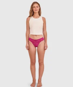 Romance G String - Magenta