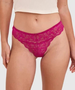 Romance G String - Magenta