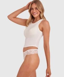 Romance V String Knicker - Ivory