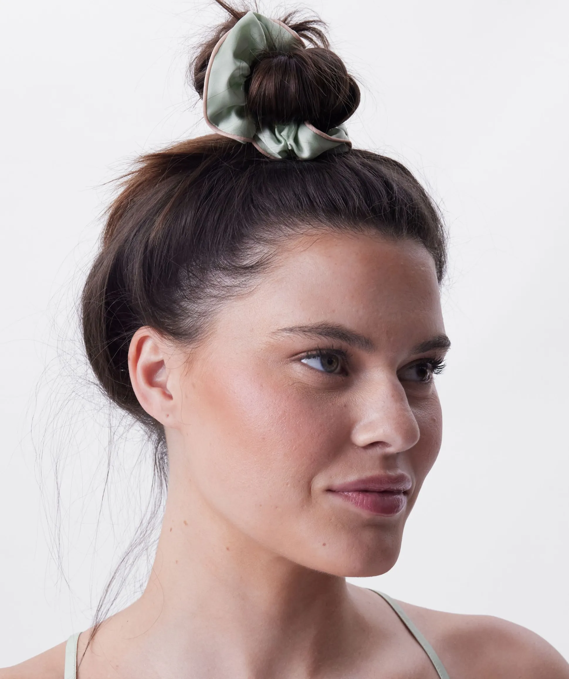 Scrunchie With Piping - Light Green