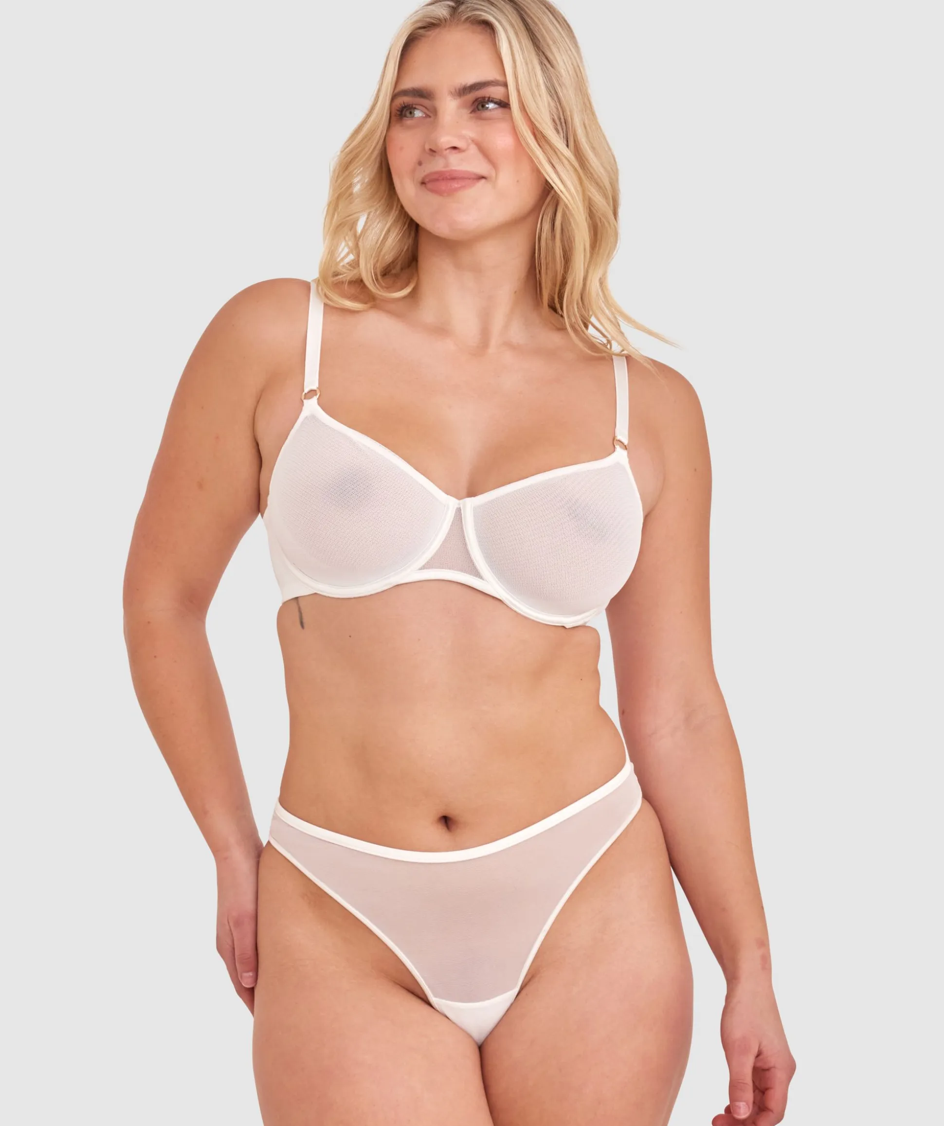 Sexy Basics High Leg G String - Ivory