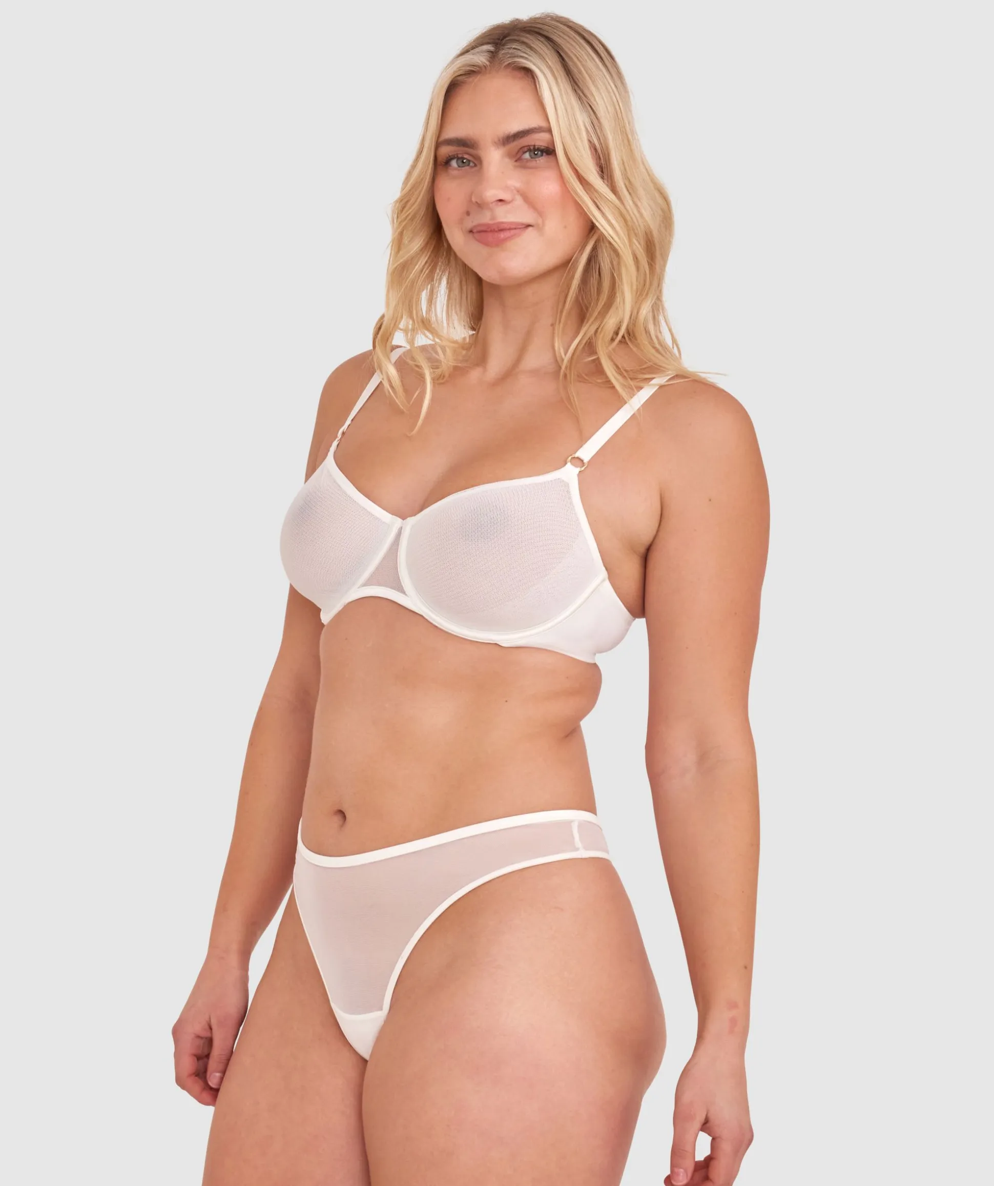 Sexy Basics High Leg G String - Ivory