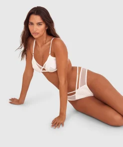 Vamp Strung Up Bra - Ivory